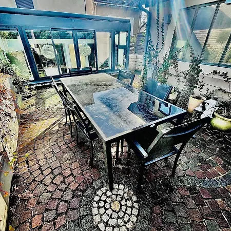 Charming With And Nature Views *