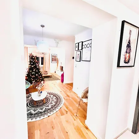 Сasa de vacaciones Charming With And Nature Views