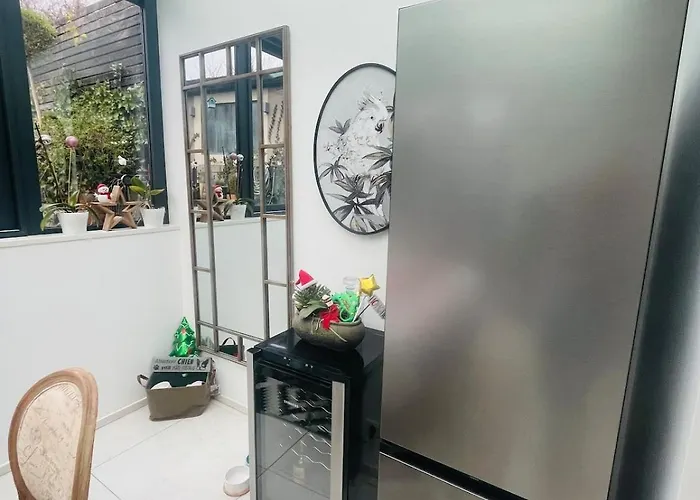 Charming With And Nature Views Дом отдыха *