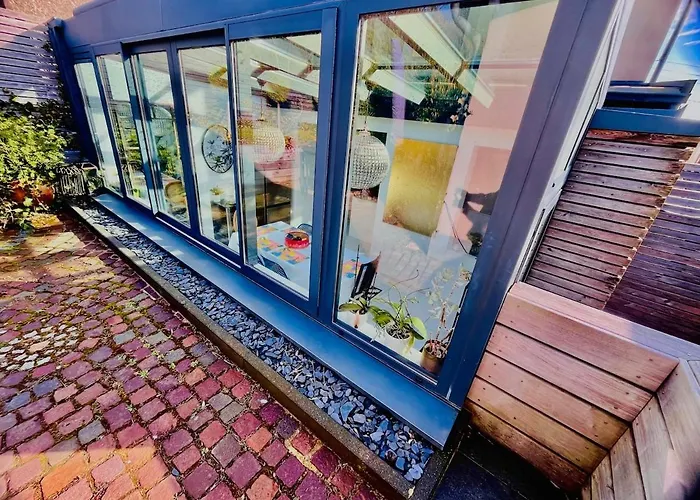 Charming With And Nature Views Дом отдыха *