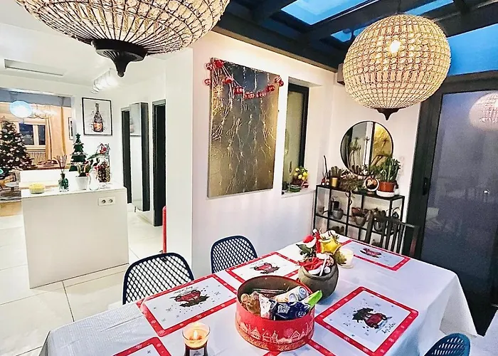 Дом отдыха Charming With And Nature Views