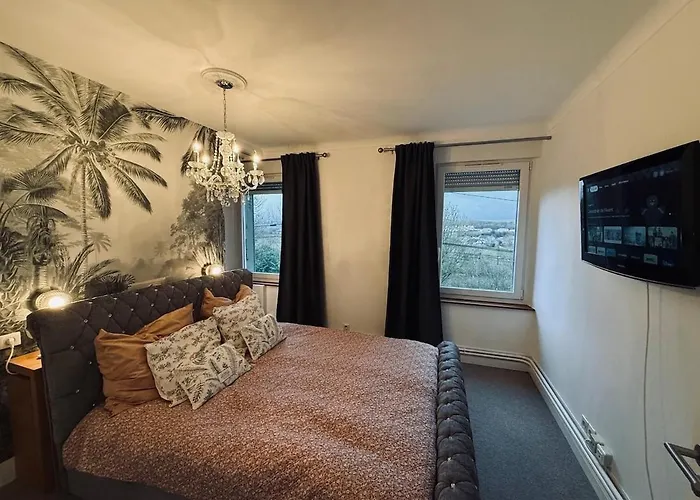 Charming With And Nature Views Дом отдыха Hatrize