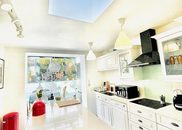 Charming With And Nature Views Дом отдыха Hatrize